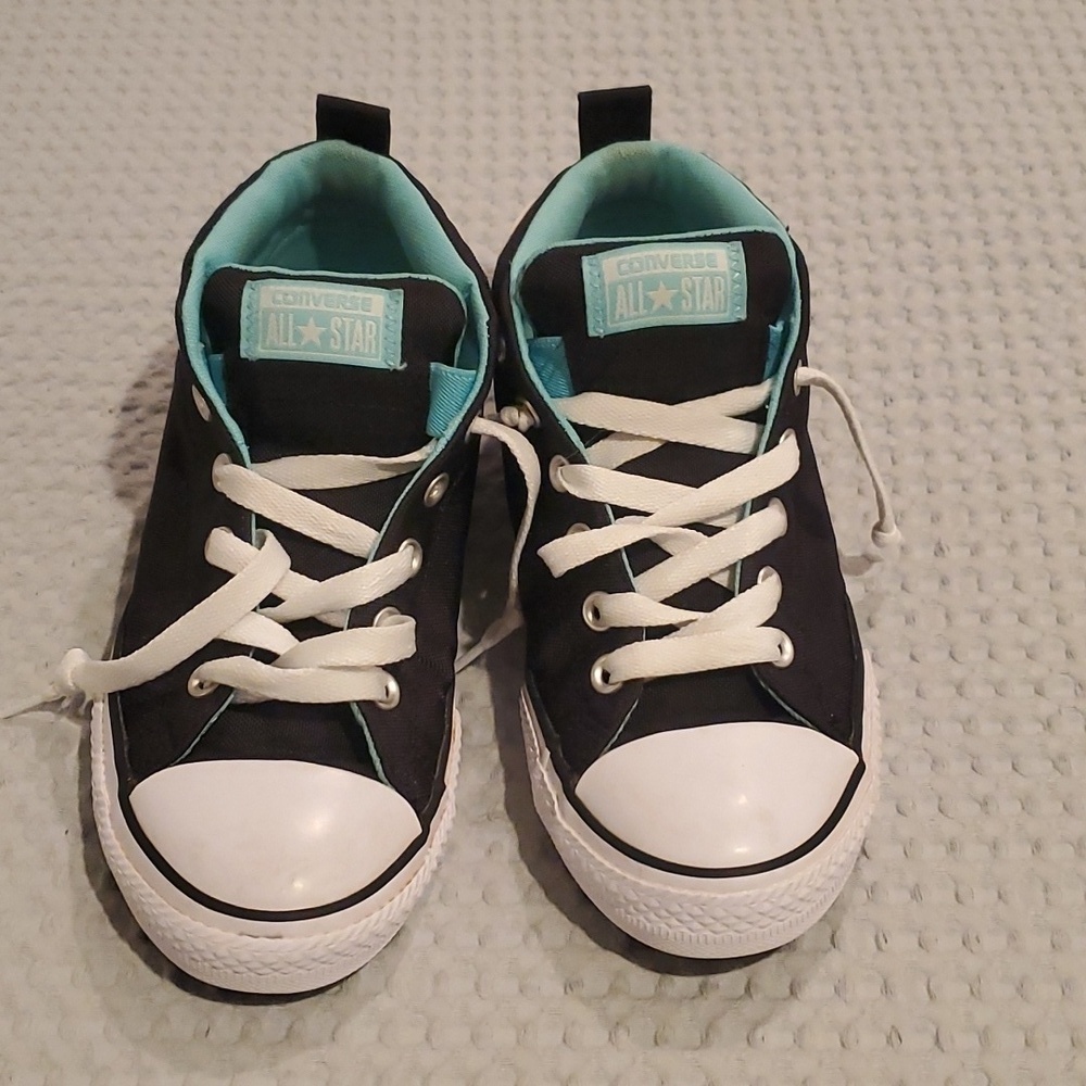 Converse Allstar sneakers size 6 preowned (#14)